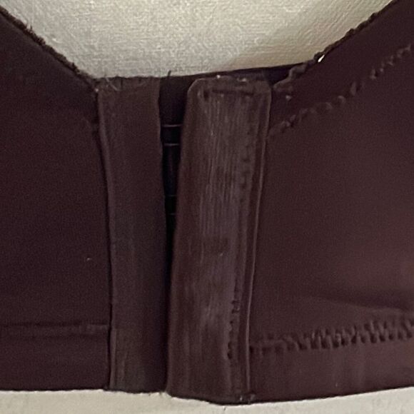 PLUS SIZE Vanity Fair Beautiful Benefits bra - Picture 4 of 5